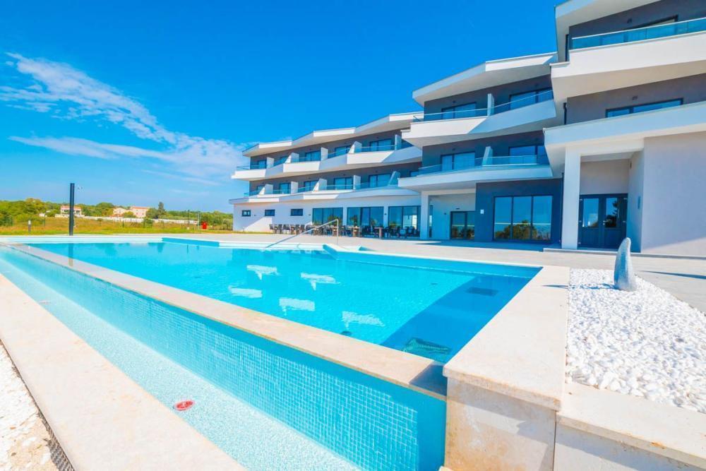 Newly built hotel of 24 rooms in Vabriga, near Porec 