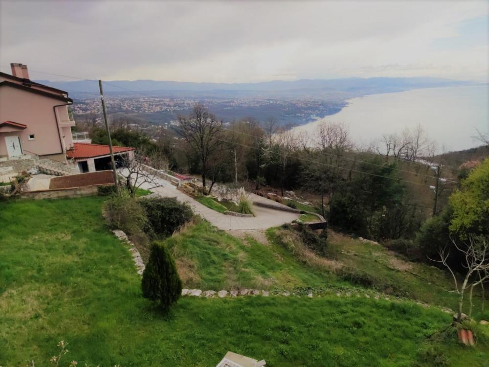 Stadtgrundstück in Bregi, Matulji, mit Meerblick 