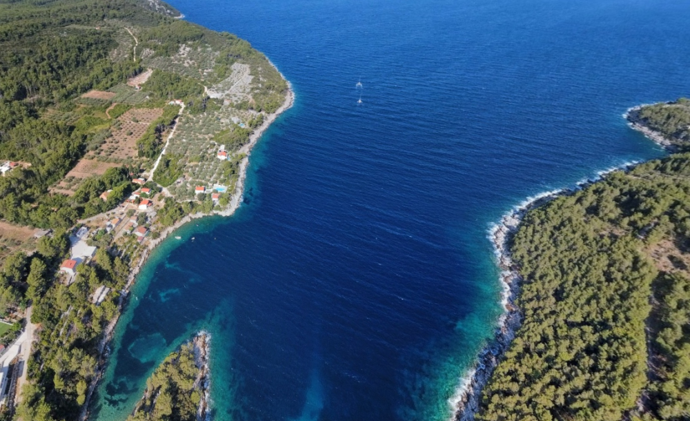 Wonderful land plot in Vela Luka area on Korcula island, 60m from the sea 