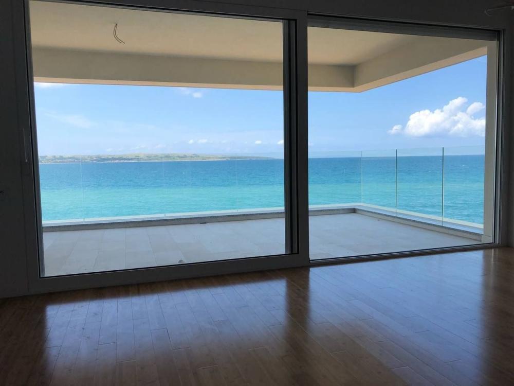 Appartement à Povljana de 125 m². avec une vue fantastique sur la mer ! 