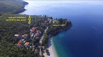 Two land plots for sale in Lovran just 50 meters from the sea 