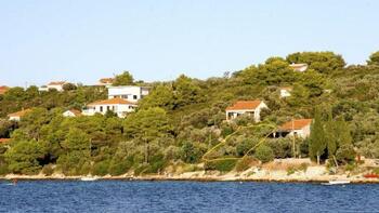 Great offer on Solta - waterfront land of 1500 sq.m. for luxury villa 