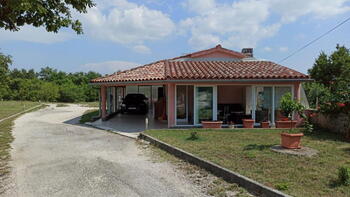 Exceptional offer in Marčana, house of 141m2 on 26 288 sq.m. of land 