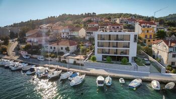 New luxurious waterfront residence offers apartments in Vela Luka on Korcula 