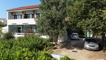 Detached family house on Pag, 300 meters from the sea 