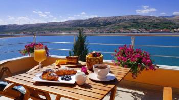 Mini-hotel on first row to the sea on Pag island with restaurant 