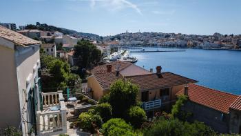 House in Mali Lošinj, private boat mooring! 