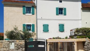 Charming stone villa with swimming pool in Malinska, Krk 