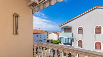 Super-priced duplex apartment near the sea in Malinska 