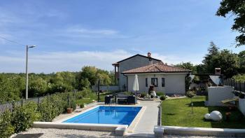 Family villa in a quiet environment in Visnjan, Porec area 