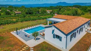 New villa in Labin neighborhood 