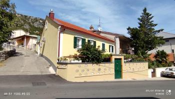 Semi-detached stone house in Bribir, for sale 