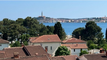 Exceptional new complex in Rovinj,mere 200m from the beach 