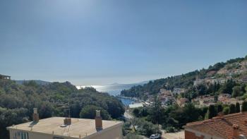 Wohnung mit Meerblick in Rabac, Labin, zu verkaufen 