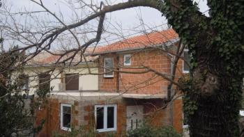 House in Jadranovo, Crikvenica, for sale in roh-bau condition. 500m from the sea only! 