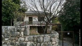 House in Grižane-Belgrad, Vinodolska Općina, 6 km from the sea 