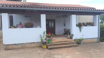 House in Valtura, Ližnjan, 2 km from the sea 