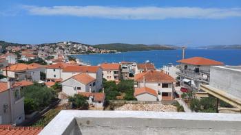 Neue Wohnung 150 m vom Meer entfernt auf Ciovo, Trogir 