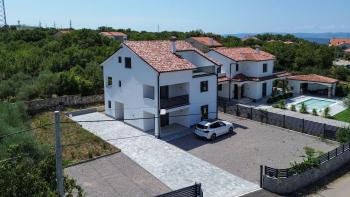 House in Rasopasno, Dobrinj, with sea views 