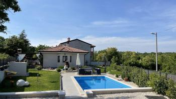 Family villa in a quiet environment in Visnjan, Porec area 