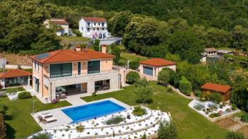 Luxurious family villa located in Lovran 