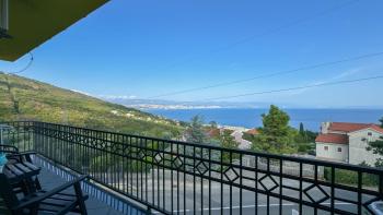 Apartment in Ičići, Opatija - with sea views 