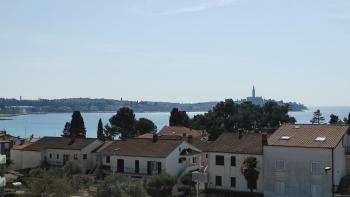 Two-story penthouse with a roof terrace and a view of the sea in Rovinj 