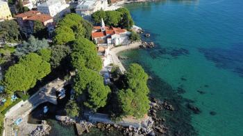 Unique property in Opatija centre, 90m from the sea, for sale 