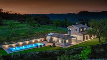 Impressive rural villa of 5***** star category in the area of Motovun and Groznjan 