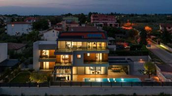 Fascinante nouvelle villa moderne à Fazana avec vue sur la mer ! 