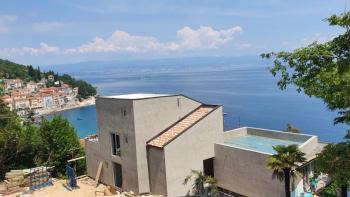 Luxury villa in Moscenicka Draga on the second line to the sea under construction 