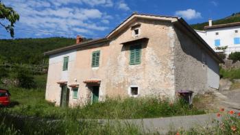 Nice house for renovation in Brseč, Mošćenička Draga 