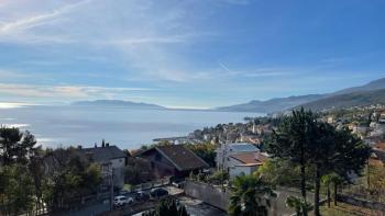 Grande propriété d'investissement à Volosko, région de Tosine avec une vue imprenable sur la mer 