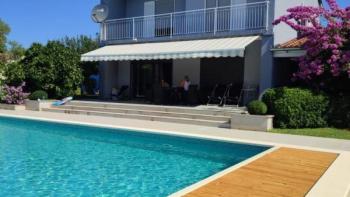 Family villa in Štinjan, Pula just 1 km from the sea 