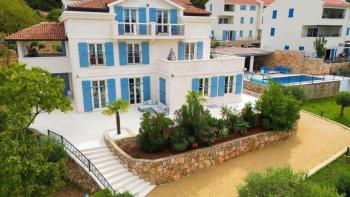 Super-villa with swimming pool on Cres island, sea views 