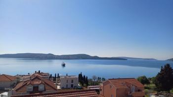 Luxury penthouse in Seget near Trogir 