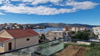 New luxury apartment 50 meters from the sea in Seget Vranjica 