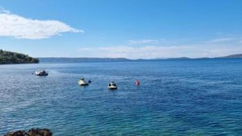 Building land on the 1st row to the sea on Ciovo, Trogir 