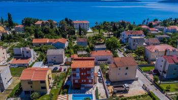 Outstading touristic property in Kastel Luksic with swimming pool 