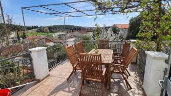 House in Vrsar centre with sea view 