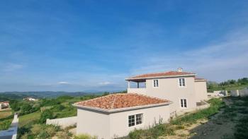 Erstaunliche Luxusvilla mit bezauberndem Blick auf Istrien in Vizinada 