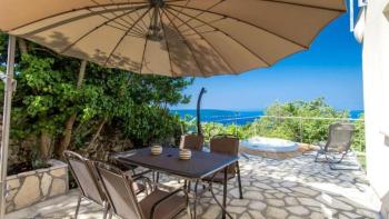 Charming villa in Mošćenice, Mošćenička Draga, with whirlpool and sea view 