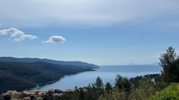 Urban land plot in Rabac only 250 meters from the sea 