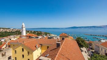 Appartement pas cher de 4 unités à Novi Vinodolski, avec vue sur la mer 