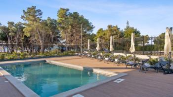 Astonishing new villa in Vodice on teh 1st line to the sea 