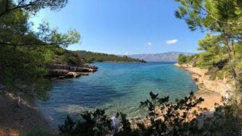 Magnifique terrain à Hvar - belle baie 