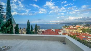 Appartement luxueux dans un emplacement exclusif au centre d'Opatija 