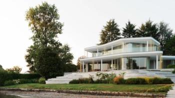 New modern 1st line villa with pool on Opatija riviera 
