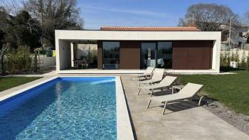 Modern single-family villa for sale in Porec region 