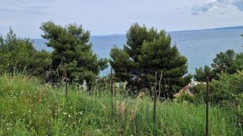 Vorteilhaftes Grundstück mit Meerblick, nur 60 Meter vom Meer entfernt 